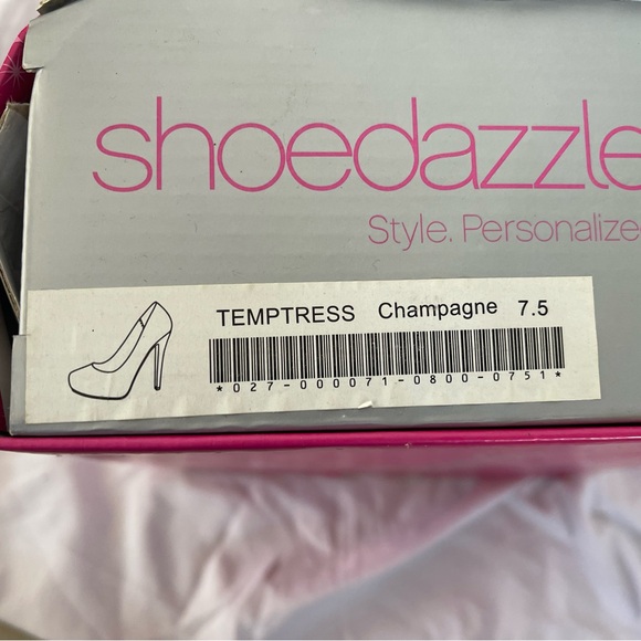 GLITTER! - Picture 9 of 10